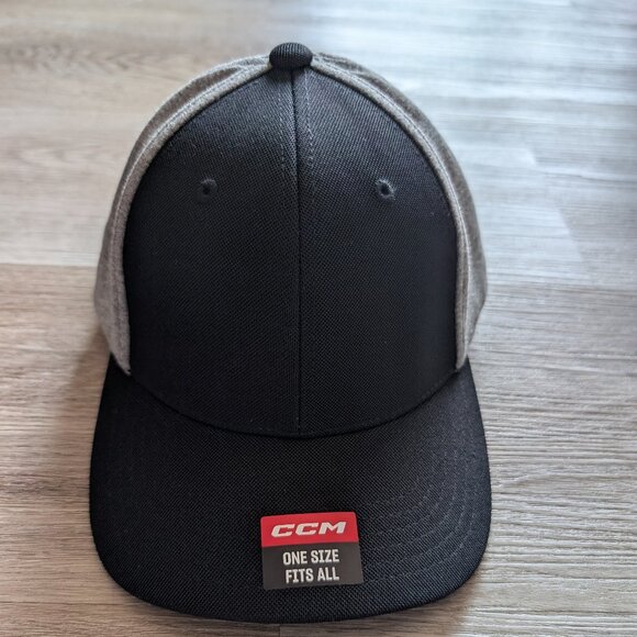 CCM youth hat NEW - Picture 1 of 8